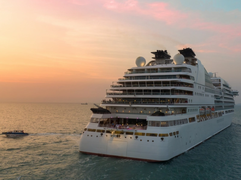 A cruiseliner in the ocean